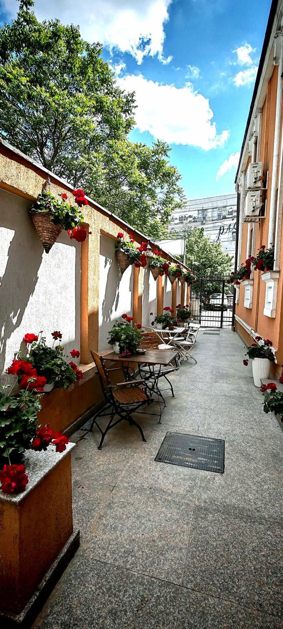 Hotel Bucur 9 Bucarest Esterno foto