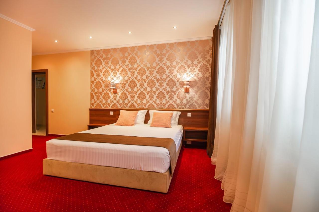 Hotel Bucur 9 Bucarest Esterno foto