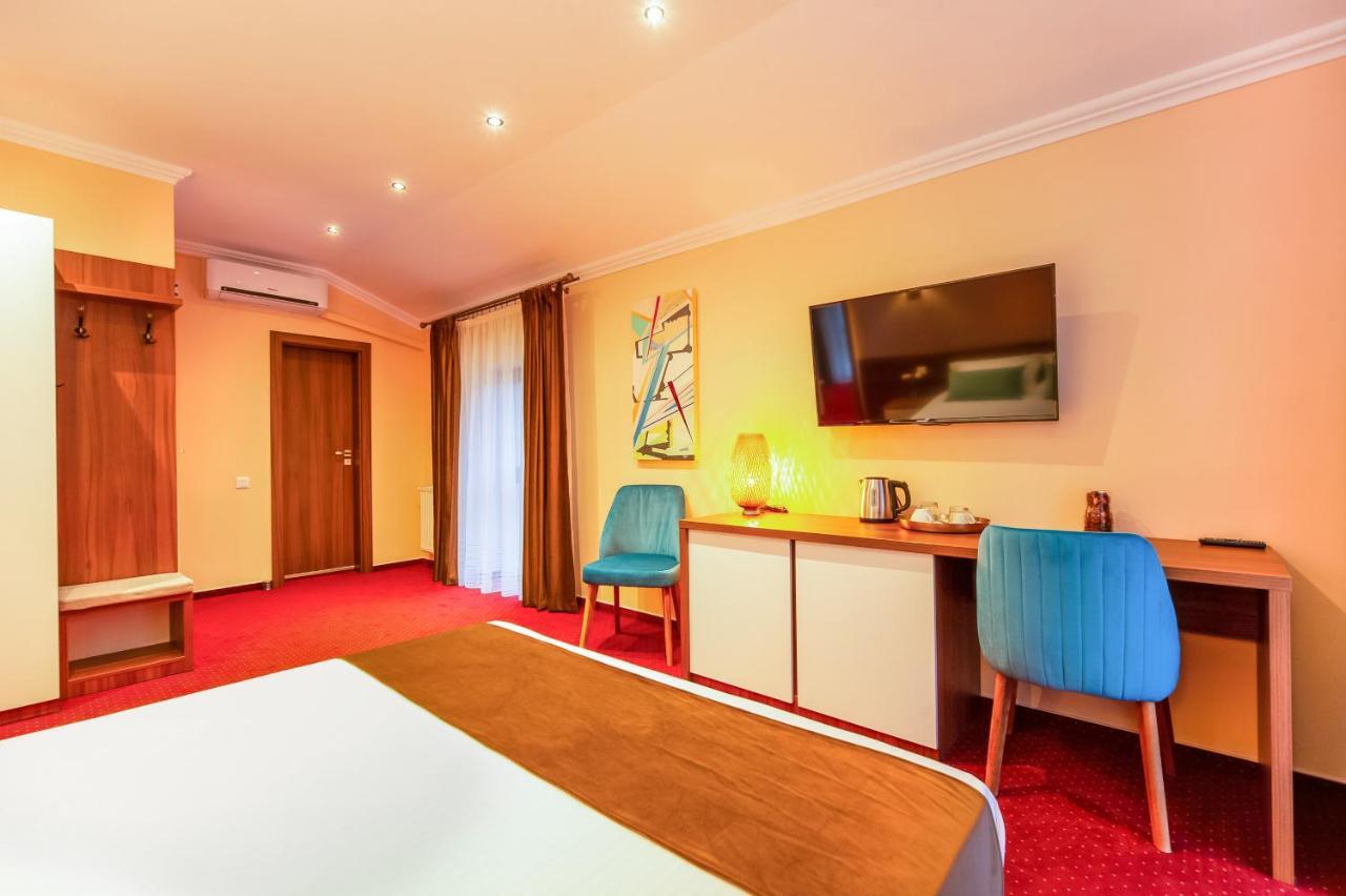 Hotel Bucur 9 Bucarest Esterno foto